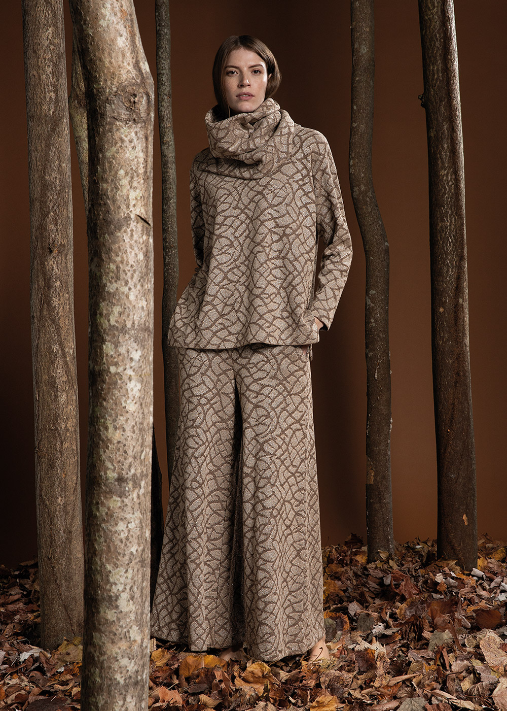 Collo in tessuto lurex - immagine 2